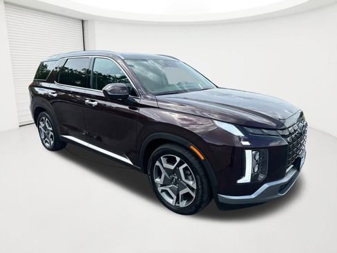 Used 2024 Hyundai Palisade Limited AWD/4WD image 3