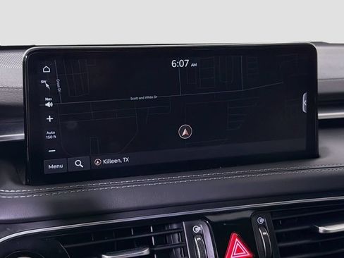 Used 2023 Genesis G70 2.0T RWD image 18