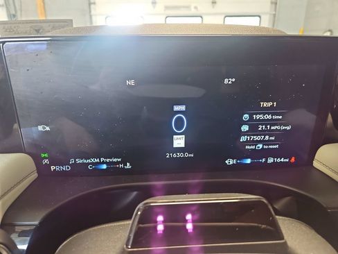 Used 2025 Lincoln Aviator Reserve w/ Illumination Package AWD/4WD image 31