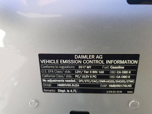 Used 2017 Mercedes-Benz S 550 4MATIC Sedan image 23