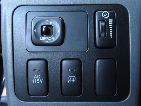 Used 2004 Lexus GX 470 image 12