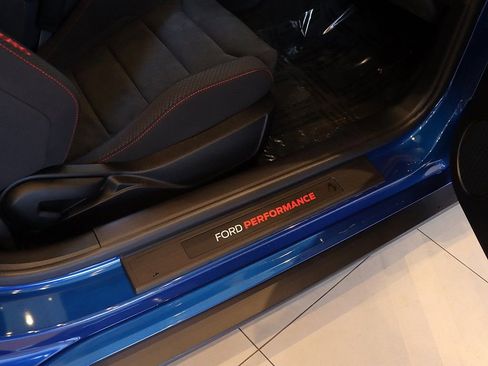 Used 2017 Ford Mustang Shelby GT350R w/ GT350R Equipment Group 920A image 57