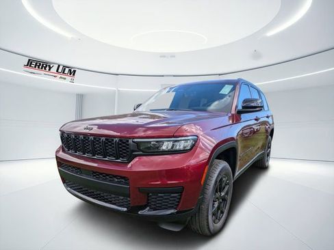 New 2025 Jeep Grand Cherokee L Laredo AWD/4WD image 6