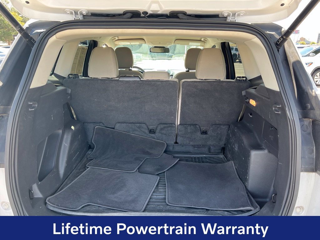 Used 2018 Ford Escape SE w/ Ford Safe & Smart Package FWD image 25