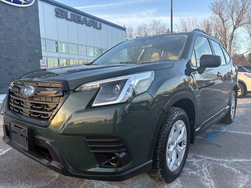 Used 2022 Subaru Forester image 1
