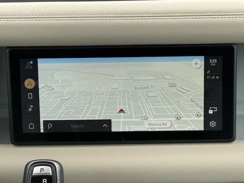 Used 2020 Land Rover Defender 110 First Edition image 18