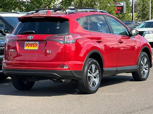 Used 2017 Toyota RAV4 XLE w/ All Weather Liner Package AWD/4WD image 4