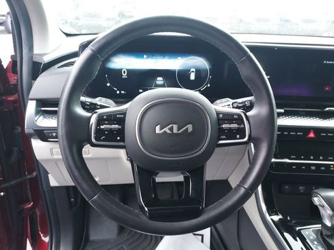 Used 2024 Kia Carnival SX Prestige FWD image 20