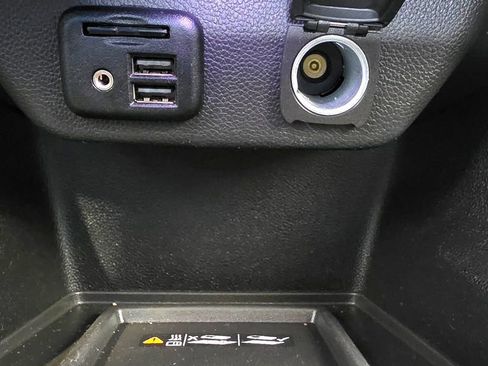 Used 2023 Chevrolet Traverse High Country AWD/4WD image 49