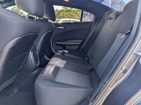 Used 2022 Dodge Charger Scat Pack w/ Harman/Kardon Audio Group image 17