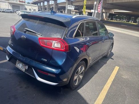 Used 2018 Kia Niro LX image 5