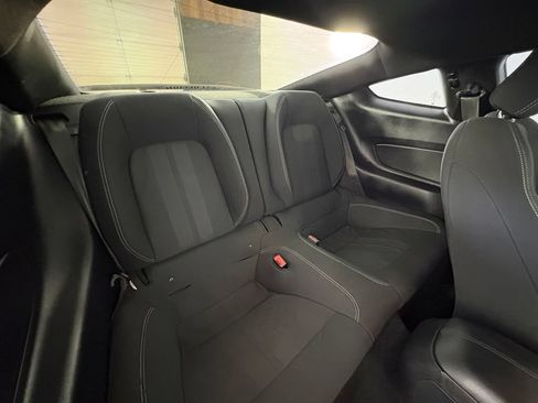 Used 2019 Ford Mustang GT w/ GT Performance Package RWD image 40