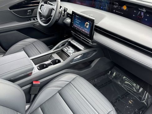 New 2026 Lincoln Nautilus Reserve w/ Jet Appearance Package AWD/4WD image 14