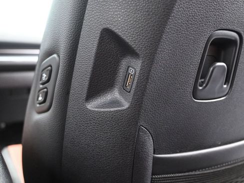Used 2024 Kia Carnival SX Prestige FWD image 14