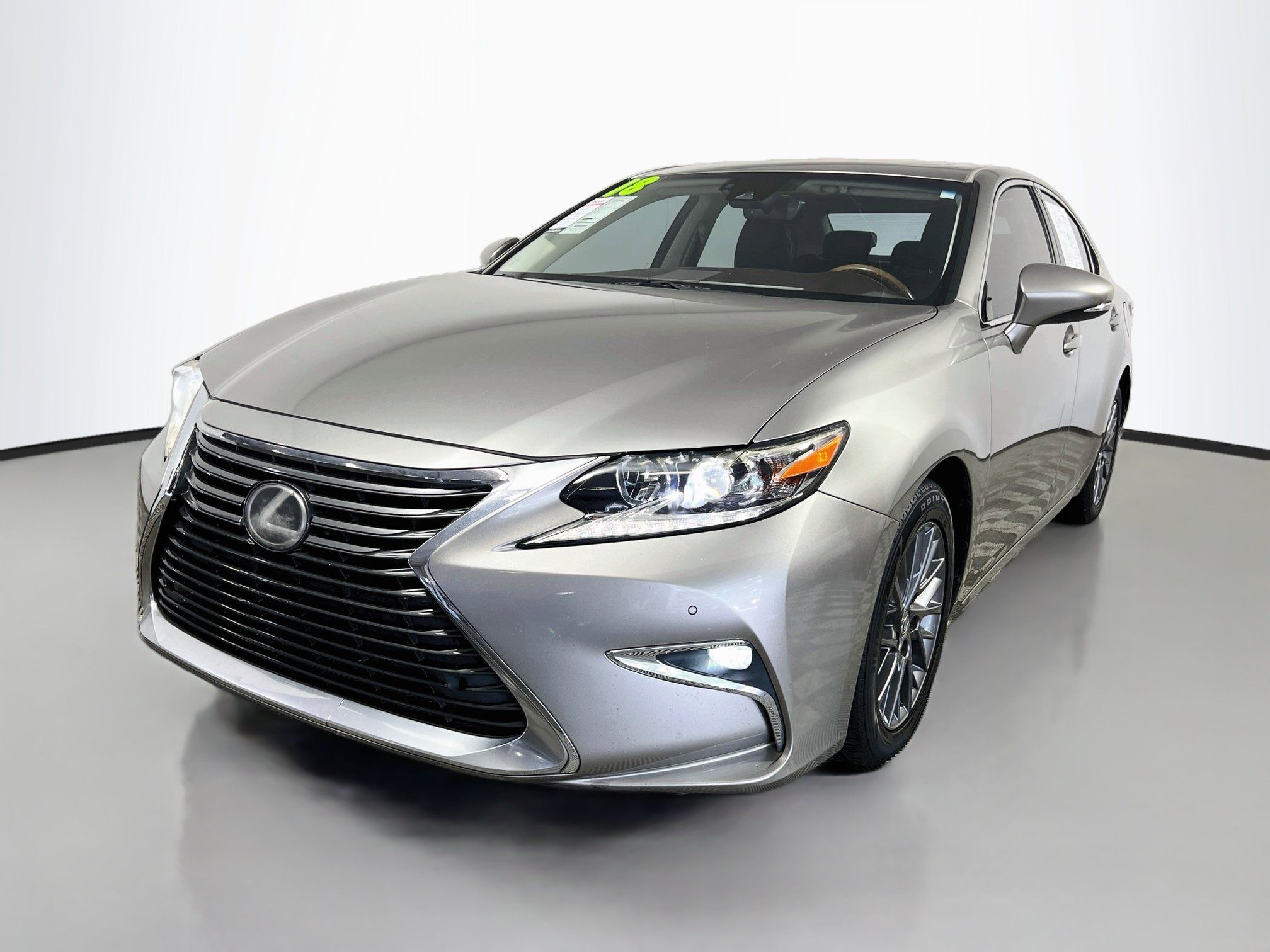 Used 2018 Lexus ES 350 w/ Premier Package FWD image 10