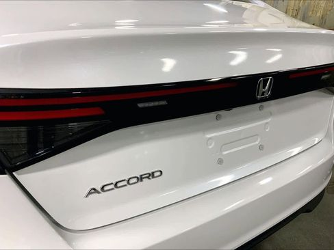 Used 2023 Honda Accord LX image 31