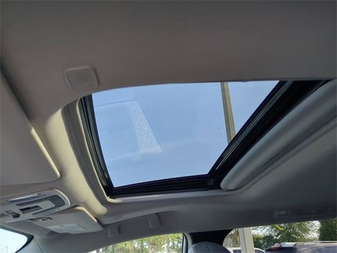 New 2026 Toyota Sienna XLE image 20