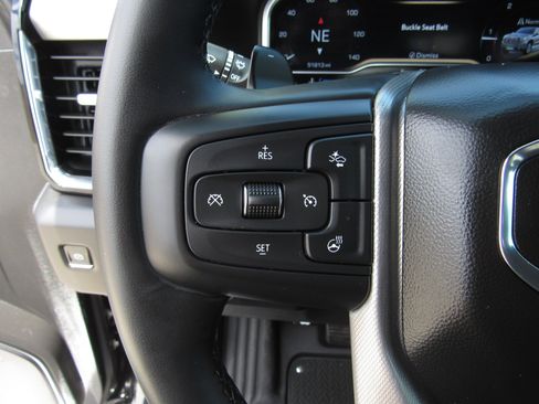 Used 2023 GMC Sierra 1500 Denali AWD/4WD image 27