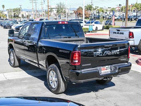 New 2026 RAM 2500 Big Horn AWD/4WD image 5