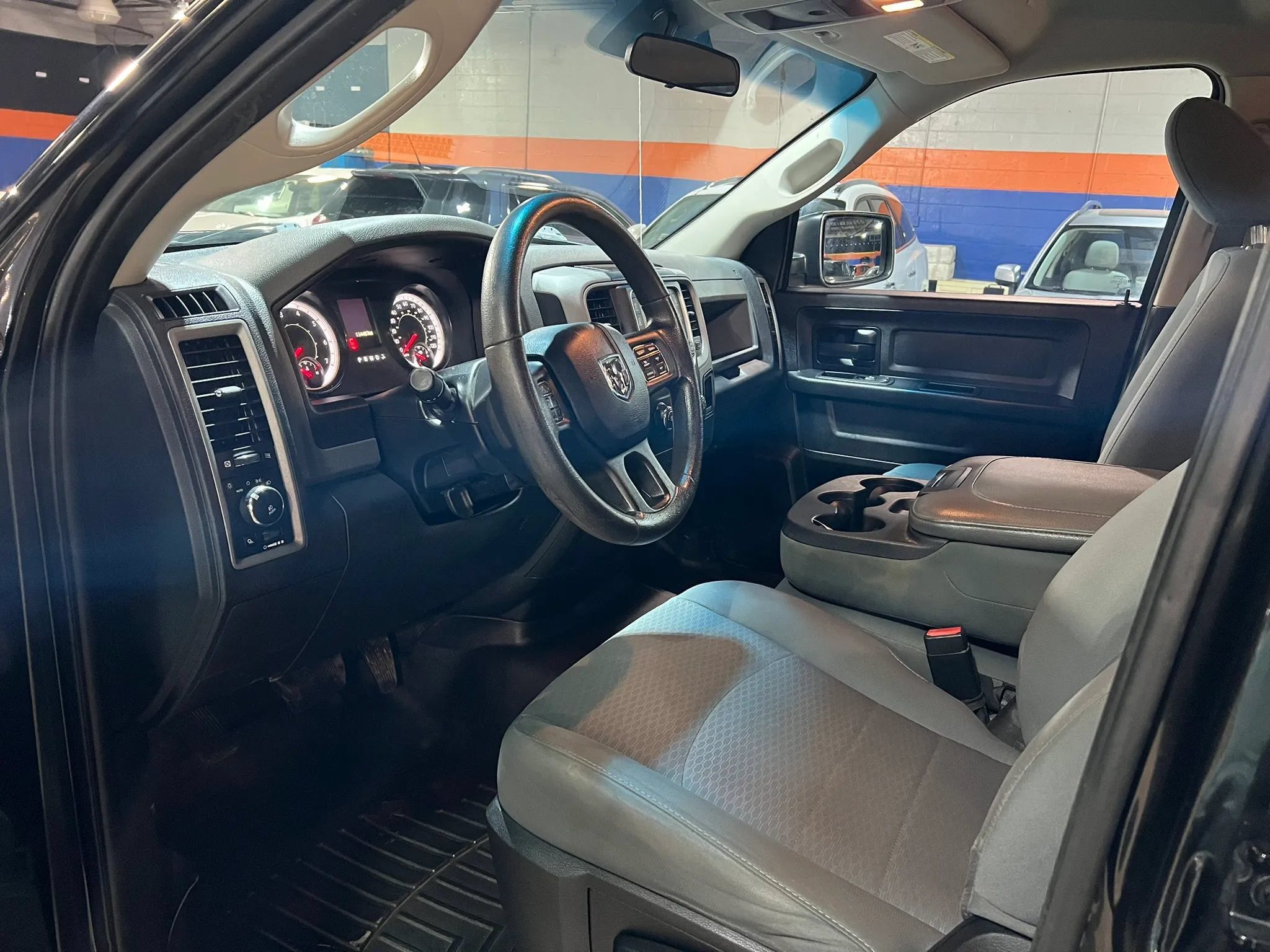 Used 2017 RAM 1500 Express w/ Black Ram 1500 Express Group AWD/4WD image 10