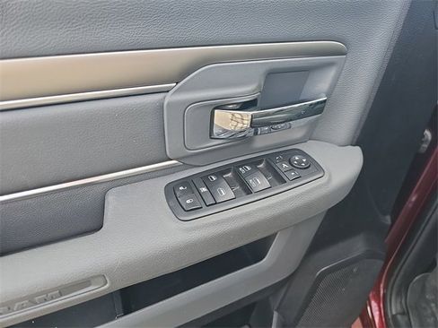 Used 2017 RAM 2500 Big Horn image 21