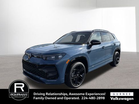 New 2025 Volkswagen Tiguan SE R-Line image 5