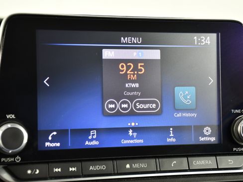 Used 2024 Nissan Altima 2.5 SV FWD image 26