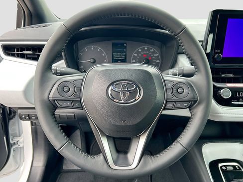 New 2025 Toyota Corolla SE FWD image 12