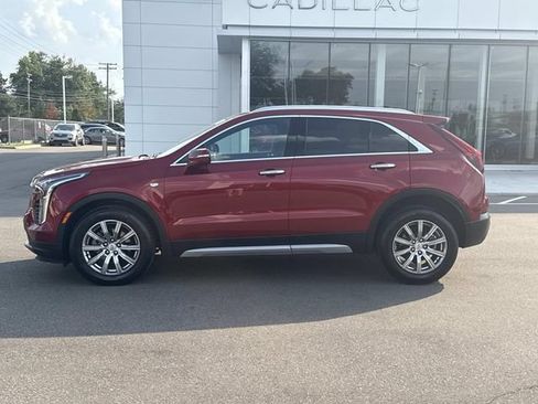 Certified 2023 Cadillac XT4 Premium Luxury w/ Cold Weather Package AWD/4WD image 10