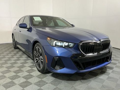 Certified 2025 BMW 530i w/ M Sport Package RWD image 4