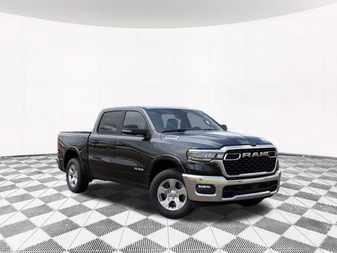 New 2026 RAM 1500 4x4 Crew Cab image 7