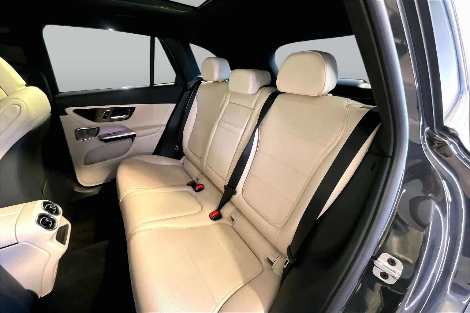Certified 2026 Mercedes-Benz GLC 300 4MATIC image 21