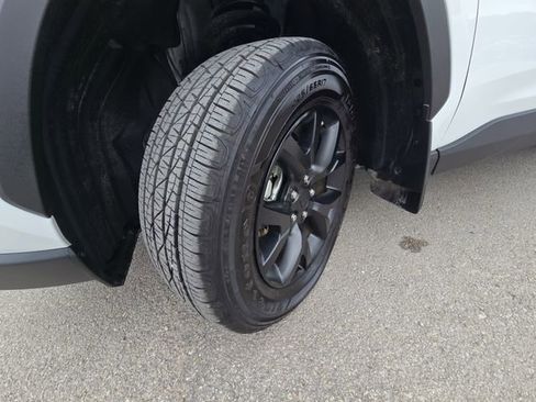 Used 2025 Toyota RAV4 LE image 31