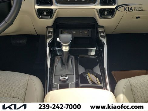 Certified 2023 Kia Sorento SX FWD image 20