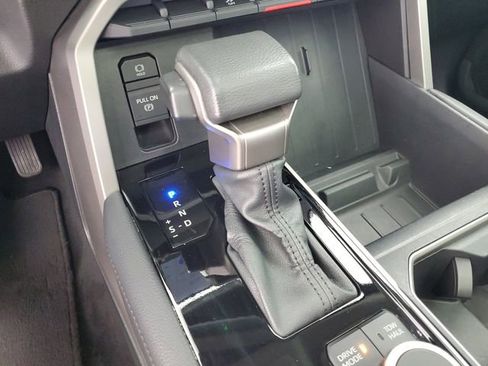 Used 2022 Toyota Tundra Limited image 30