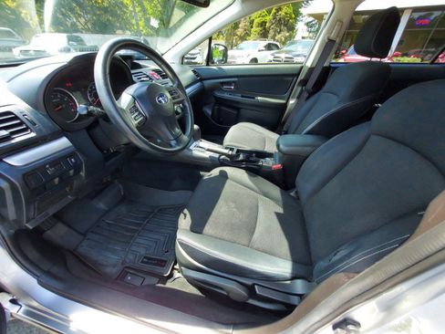 Used 2014 Subaru Crosstrek 2.0i Premium w/ Moonroof Package AWD/4WD image 7