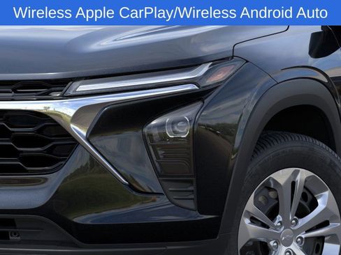 New 2026 Chevrolet Trax LS image 10