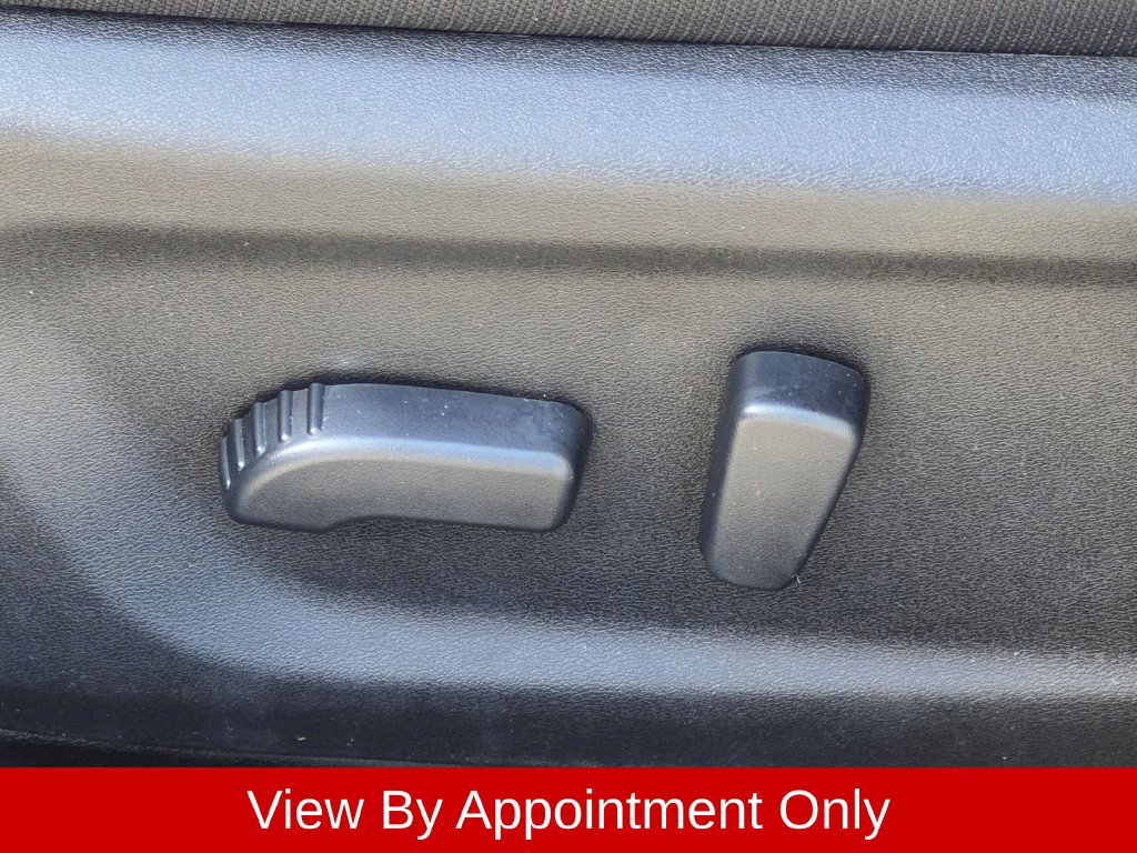 Used 2025 Nissan Altima 2.5 SV FWD image 14