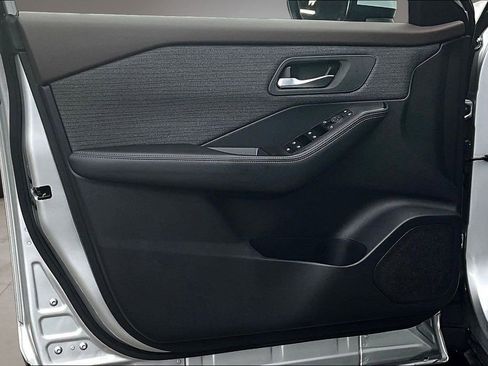 Certified 2023 Nissan Rogue SV AWD/4WD image 20