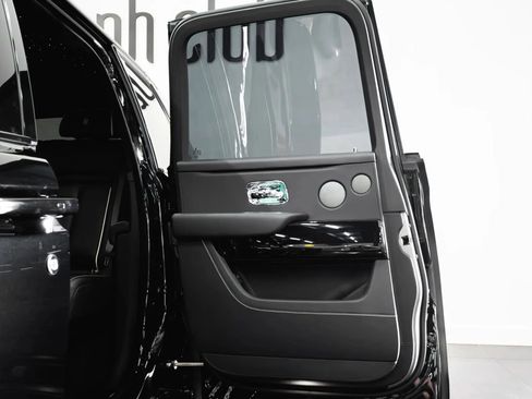 Used 2021 Rolls-Royce Cullinan AWD/4WD image 38
