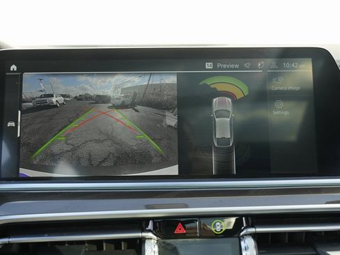 Used 2022 BMW X6 xDrive40i w/ M Sport Package image 58