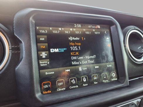 Certified 2020 Jeep Wrangler Unlimited Sahara image 5