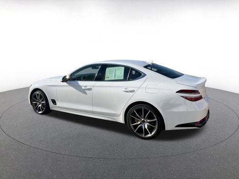 Used 2025 Genesis G70 2.5T image 11