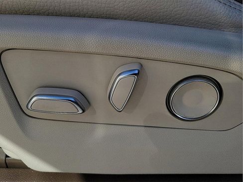 Used 2023 GMC Yukon XL Denali w/ Max Trailering Package image 15