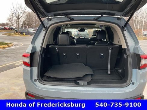 Certified 2024 Honda Pilot Touring image 20