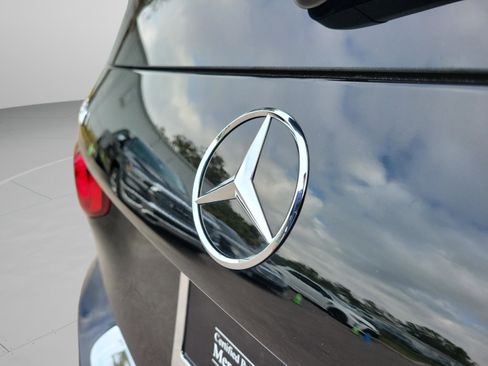 Certified 2025 Mercedes-Benz GLB 250 image 8
