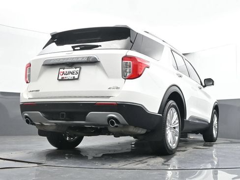 Used 2024 Ford Explorer Limited w/ Limited Technology Package AWD/4WD image 22