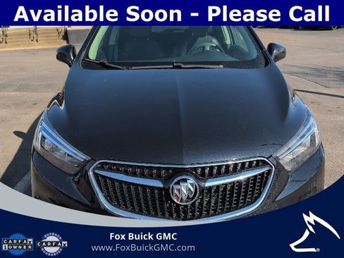 Used 2022 Buick Encore Preferred w/ Safety Package image 2