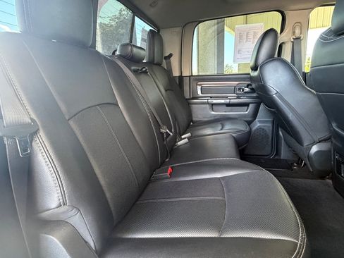 Used 2018 RAM 2500 Laramie w/ Sport Appearance Group AWD/4WD image 33