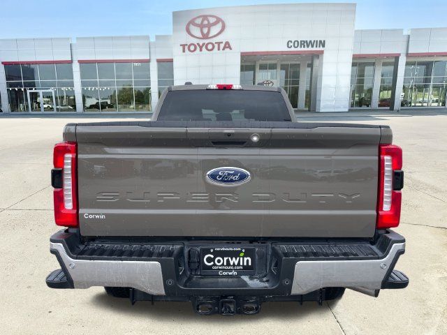 Used 2026 Ford F250 Lariat w/ FX4 Off-Road Package AWD/4WD image 4